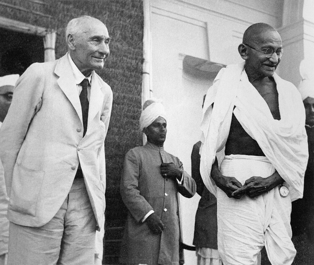 Lord Pethic-Lawrence and Mahatma Gandhi.jpg

Mahatma Gandhi Information in Marathi, अहिंसक, भारत छोडो आंदोलन, महात्मा गांधी भाषण / Mahatma Gandhi Bhashan.
